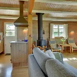 Сasa de vacaciones Rosabella - 600m From The Sea By Interhome *