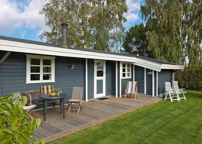 Holiday home Rosabella - 600m From The Sea By Interhome *