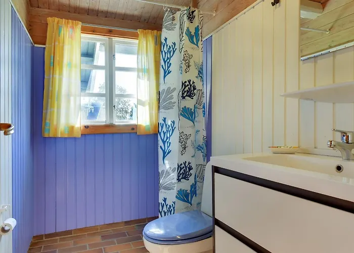 Rosabella - 600m From The Sea By Interhome *